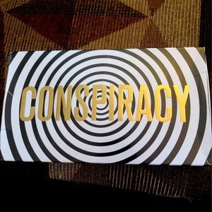 Jeffree Star X Shane Conspiracy pallette